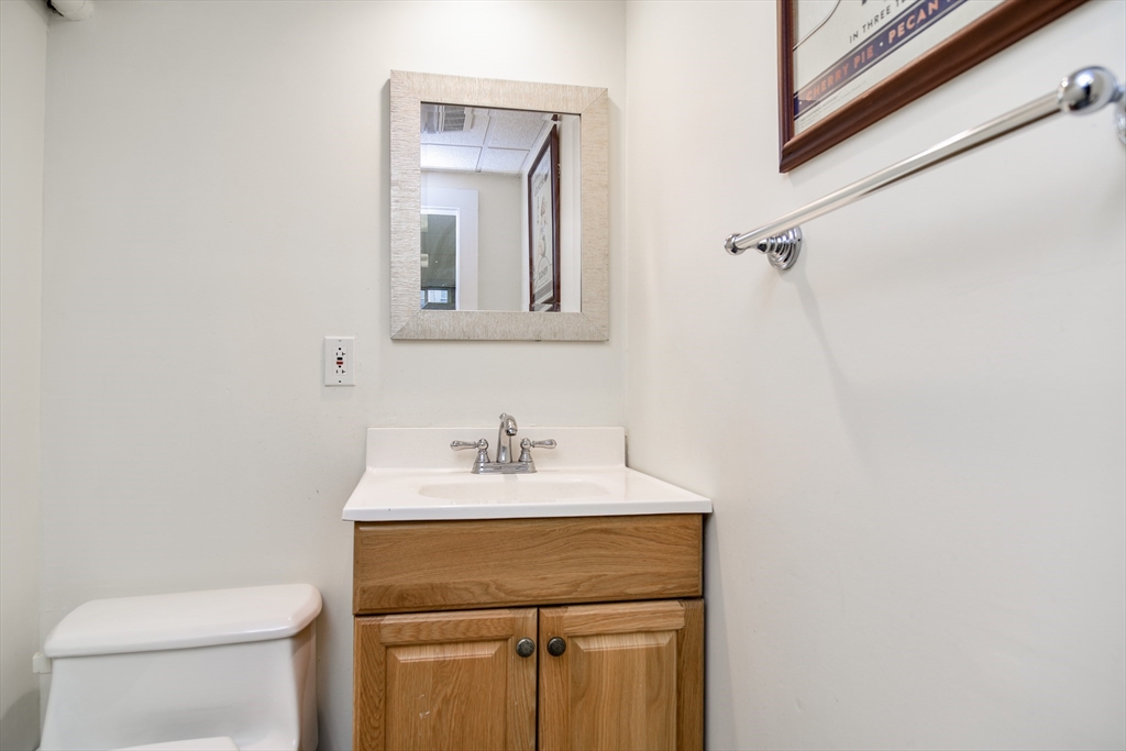 52 Wesley Road Framingham, MA 01701 - Photo 20 of 29