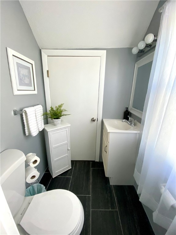 20 Maywood Road Narragansett, RI 02882 - Photo 15 of 19 Gallery Image 15