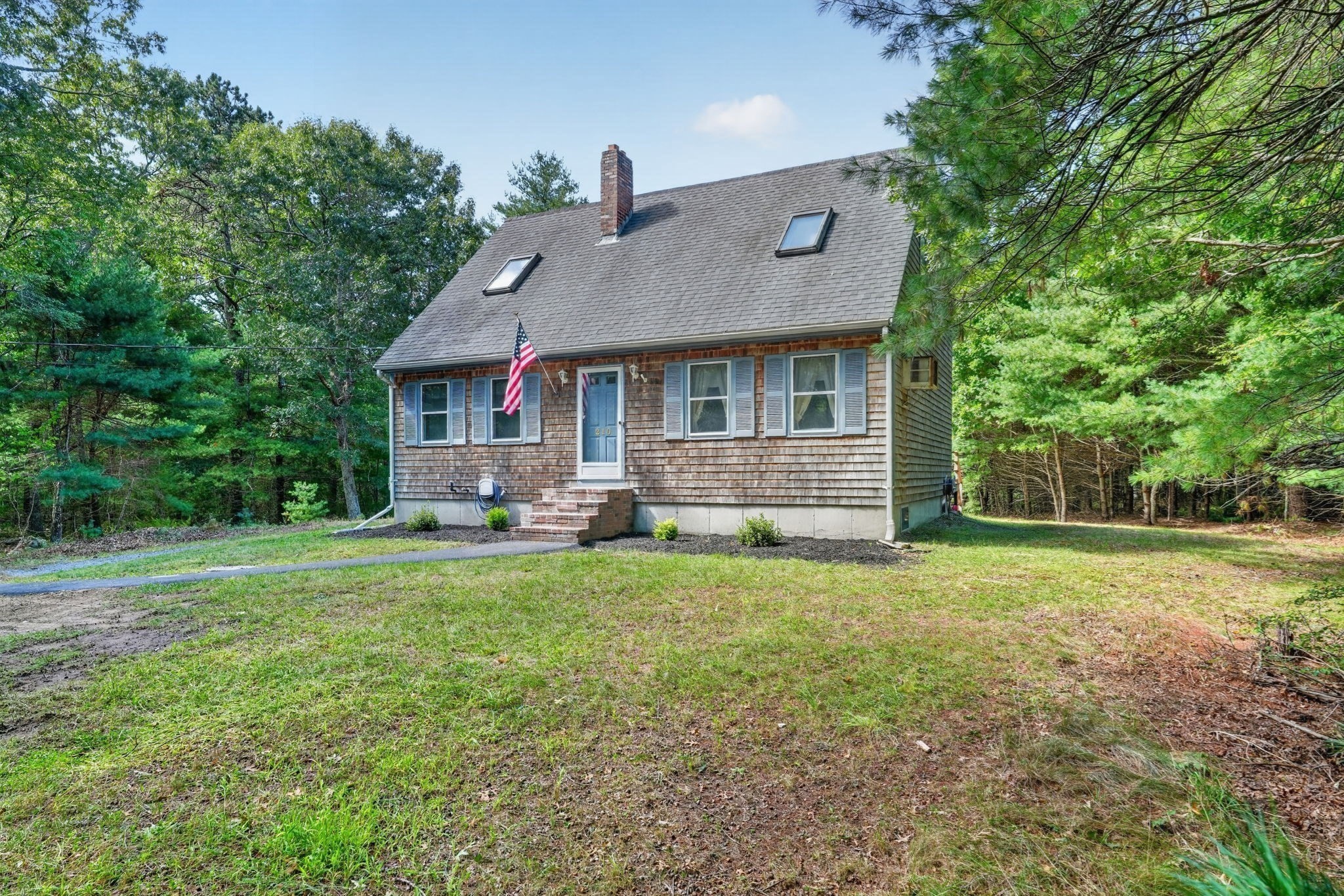 210 Tispaquin Street Middleboro, MA 02346 - Photo 2 of 38 Gallery Image 2