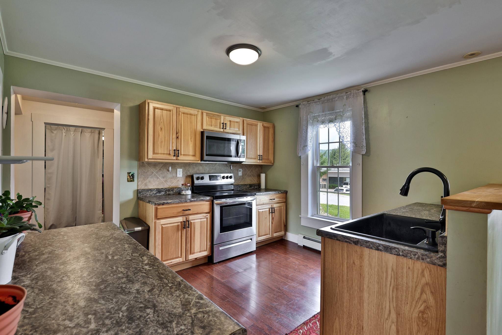 1213 Highway 7 Rutland Town, VT 05701 - Photo 8 of 37 Gallery Image 8