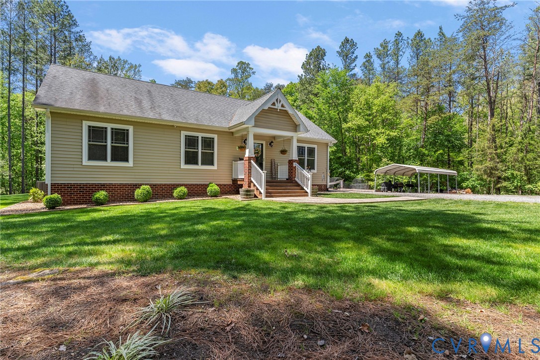 814 Manchester Road Bumpass, VA 23024 - Photo 3 of 36