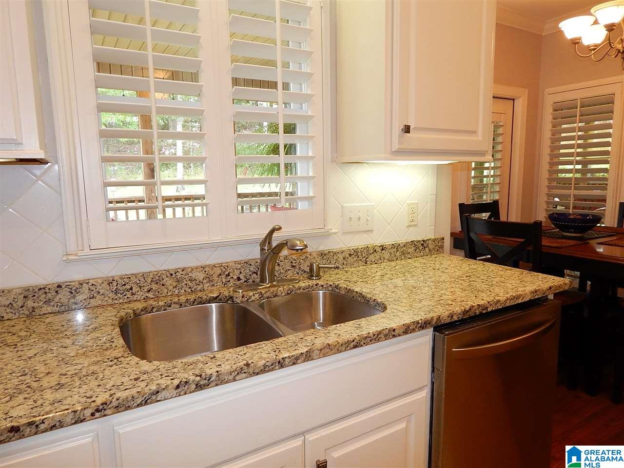 120 Kingsley Court Alabaster, AL 35007 - Photo 15 of 50