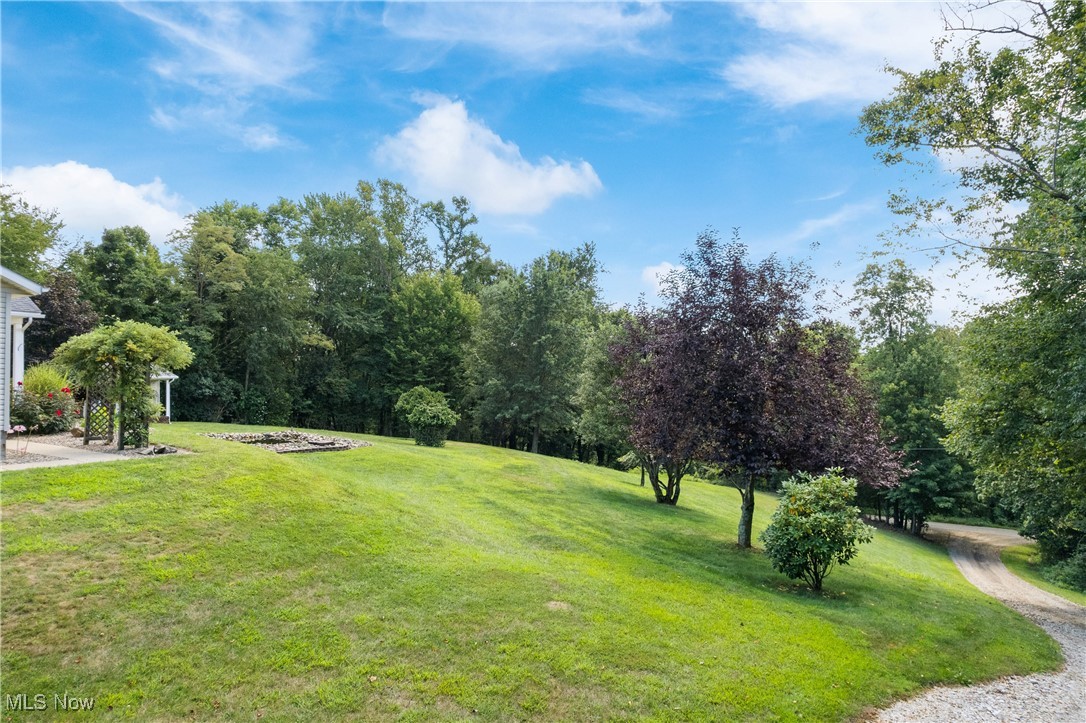 9375 Ridge Road Southeast Uhrichsville, OH 44683 - Photo 41 of 44