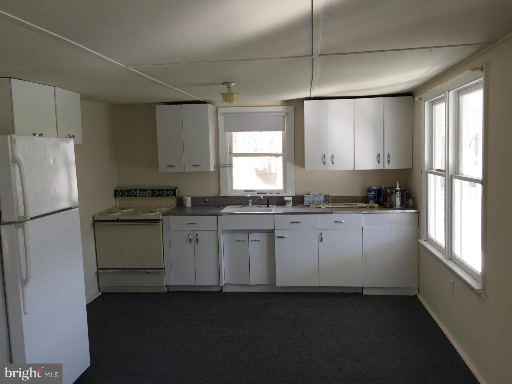 1365 Knott Road Shepherdstown, WV 25443 - Photo 24 of 30 Kitchen in Fishing Cottage