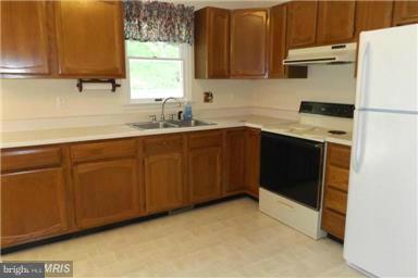 1365 Knott Road Shepherdstown, WV 25443 - Photo 8 of 30 Second view of Kitchen
