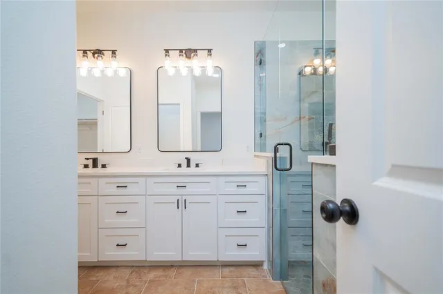 $365,000 | 711 King Charles Road, Scroggins, TX 75480