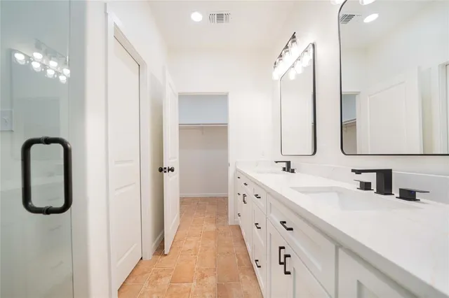 $365,000 | 711 King Charles Road, Scroggins, TX 75480