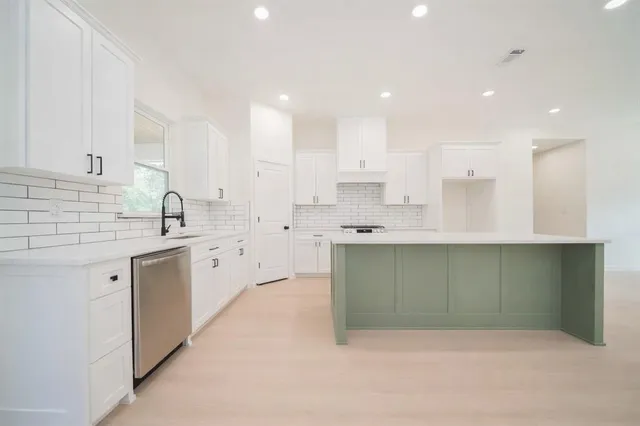 $365,000 | 711 King Charles Road, Scroggins, TX 75480