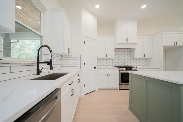 $365,000 | 711 King Charles Road, Scroggins, TX 75480