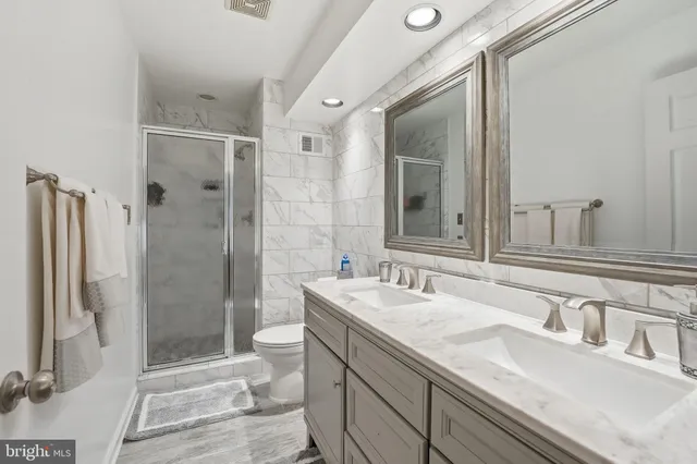 $530,000 | 4114 Hampstead Lane, Woodbridge, VA 22192