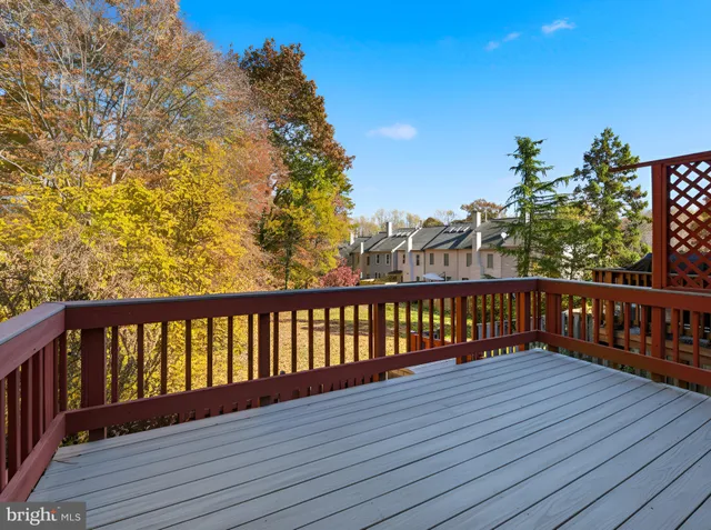 $530,000 | 4114 Hampstead Lane, Woodbridge, VA 22192