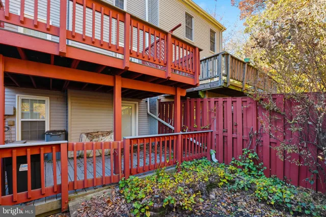 $530,000 | 4114 Hampstead Lane, Woodbridge, VA 22192