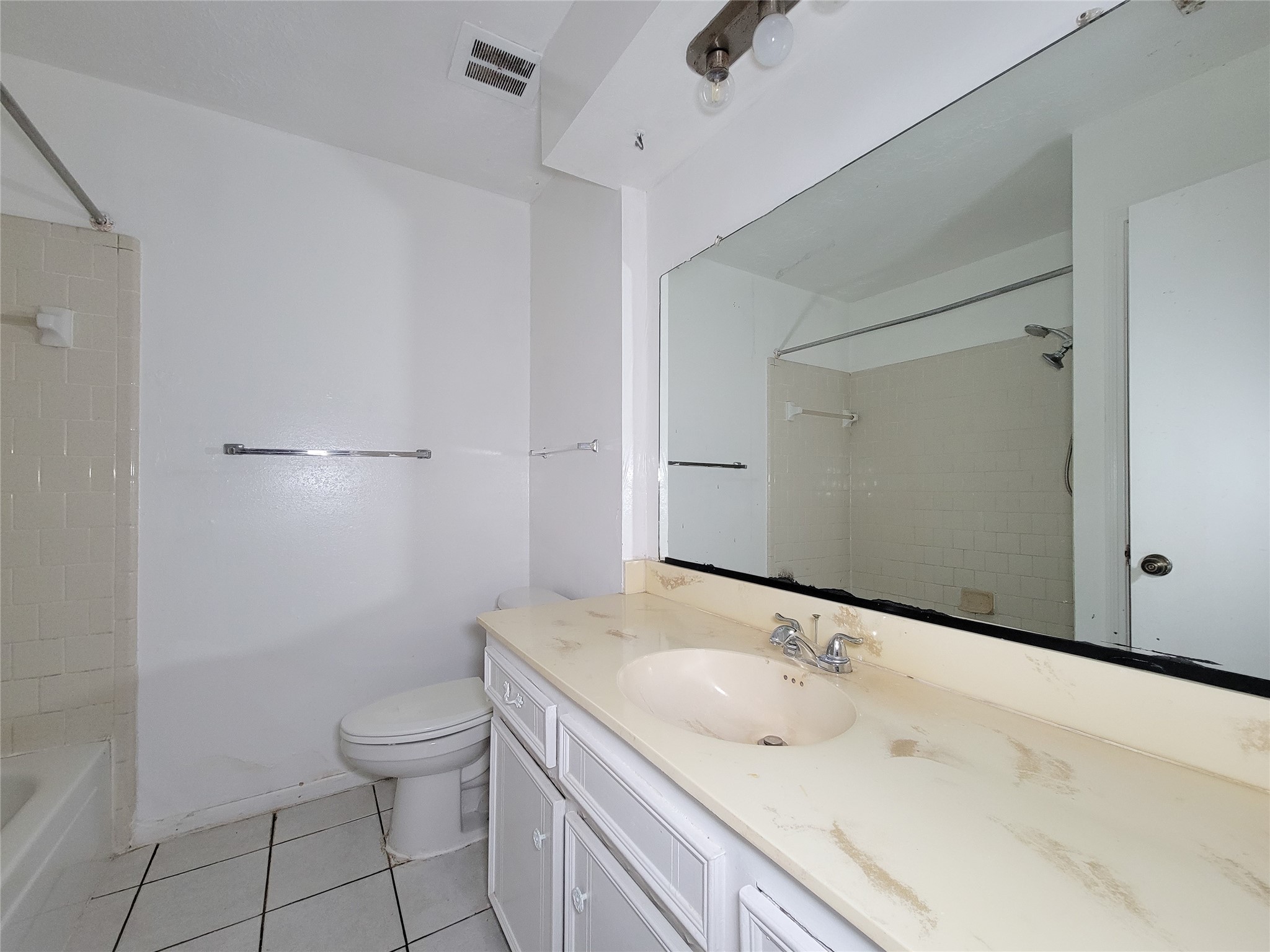 12215 Pompano Lane Houston, TX 77072 - Photo 33 of 44 a bathroom with a sink toilet and shower