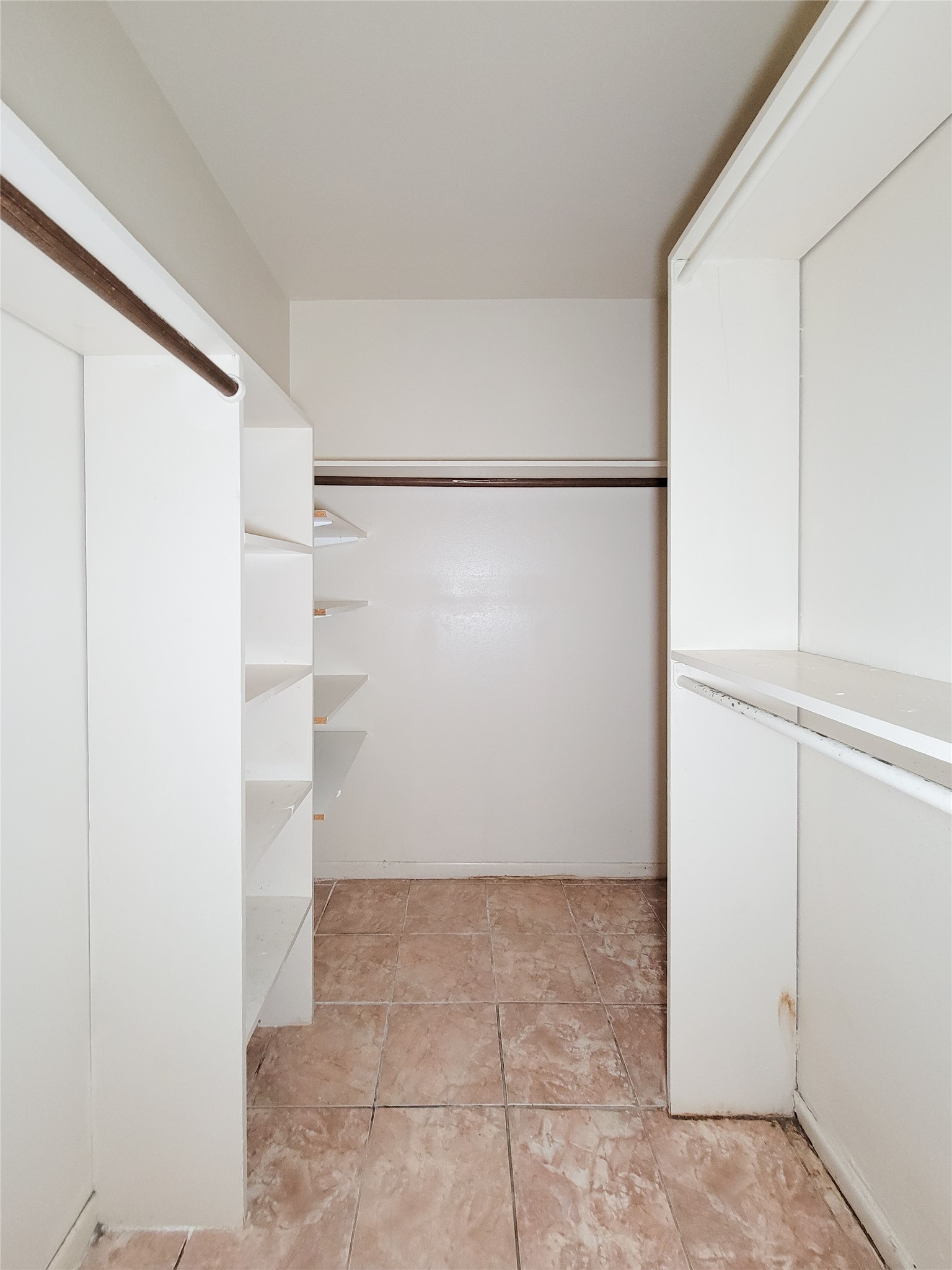 12215 Pompano Lane Houston, TX 77072 - Photo 41 of 44 a view of an empty room