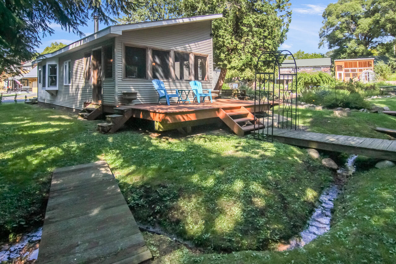 775 Edenhill Road Beulah, MI 49617 - Photo 30 of 48 37-Scene-38