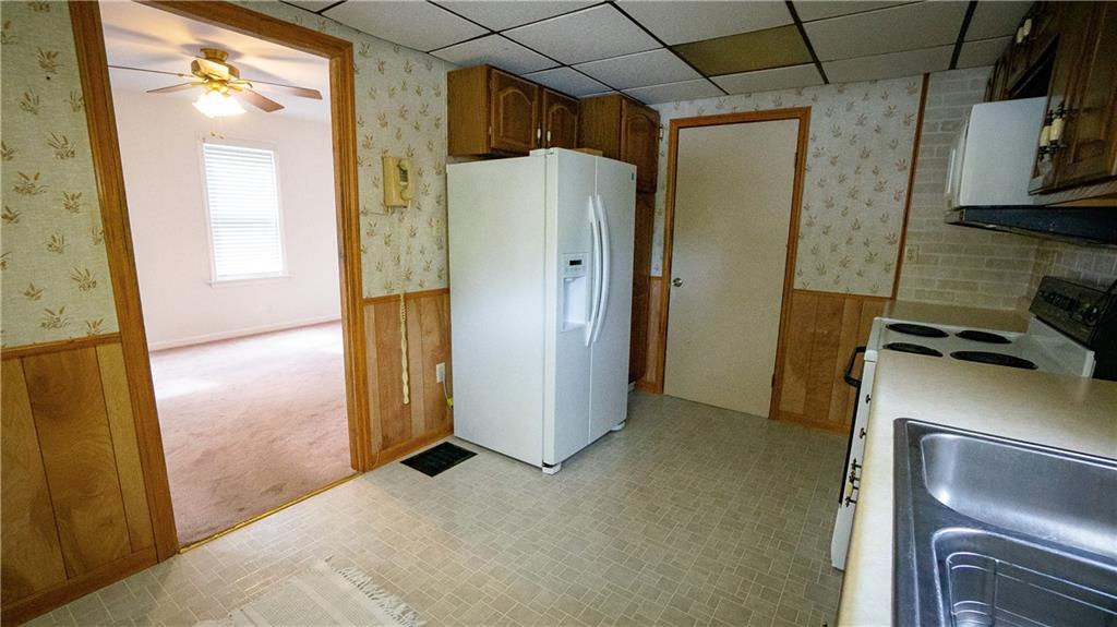 128 North Duffy Road Butler, PA 16001 - Photo 8 of 23 Gallery Image 8