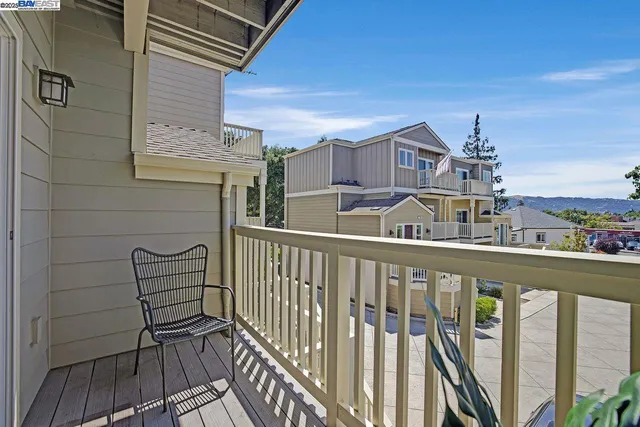 $1,249,000 | 200 Valletta Lane, Pleasanton, CA 94566