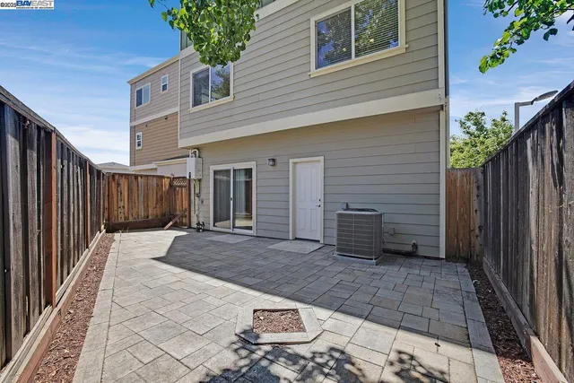 $1,249,000 | 200 Valletta Lane, Pleasanton, CA 94566