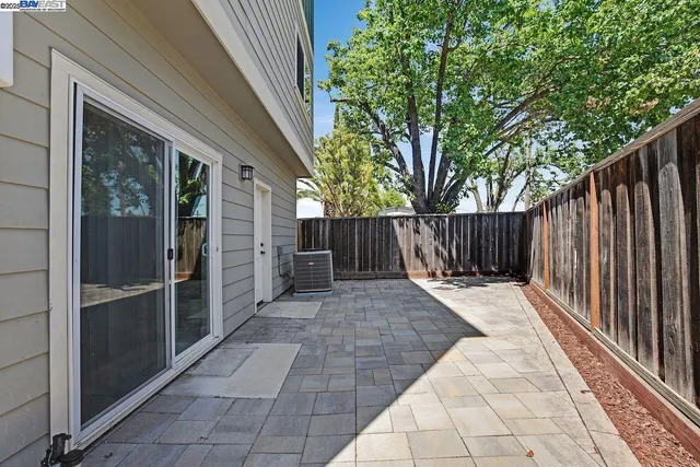 $1,249,000 | 200 Valletta Lane, Pleasanton, CA 94566