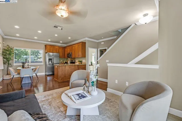 $1,249,000 | 200 Valletta Lane, Pleasanton, CA 94566