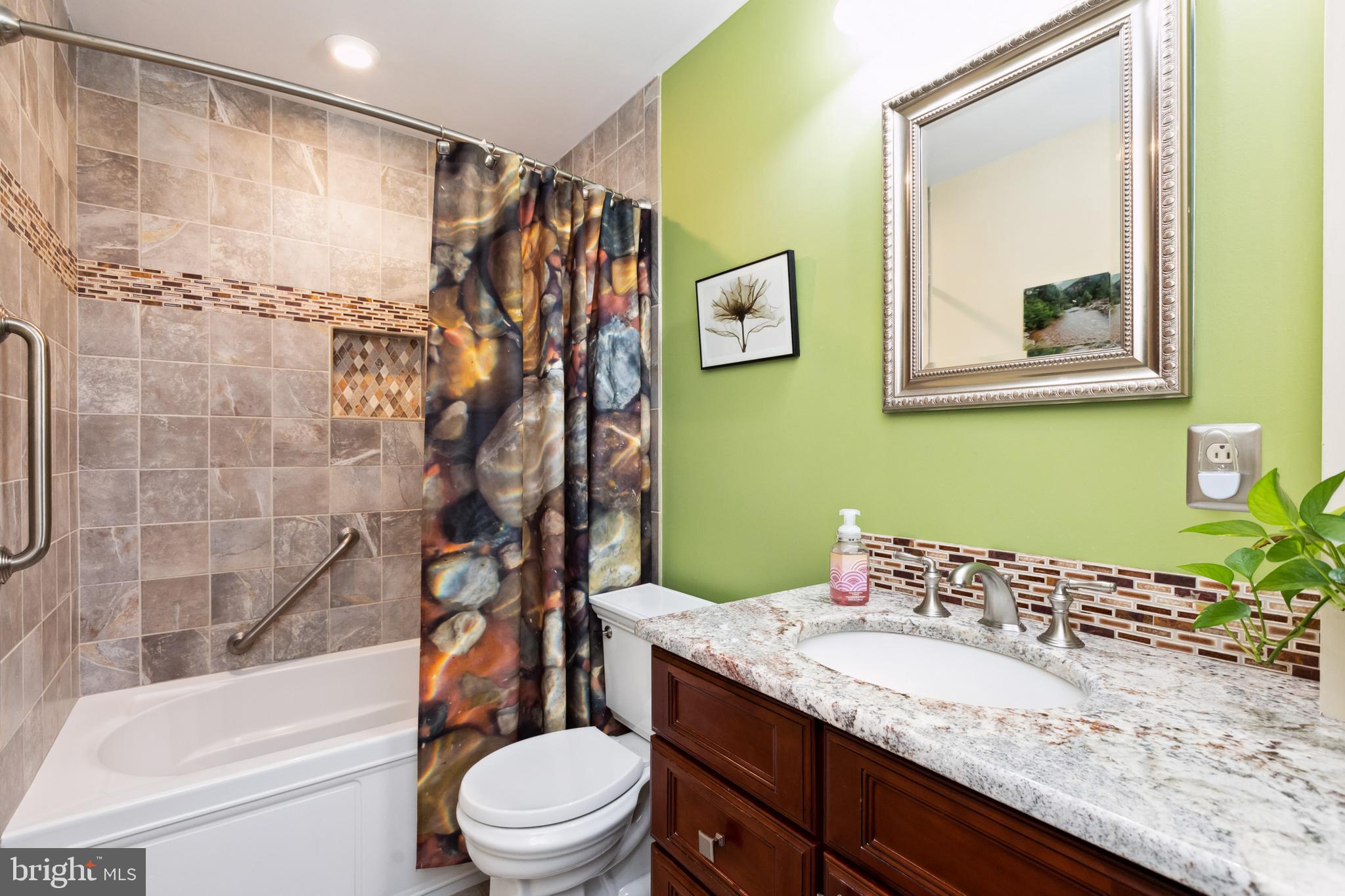 2652 Walston Road Mount Airy, MD 21771 - Photo 19 of 40 Full Bath