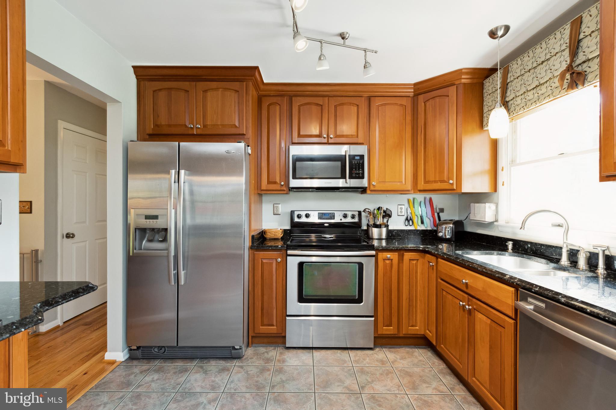 2652 Walston Road Mount Airy, MD 21771 - Photo 6 of 40 Kitchen