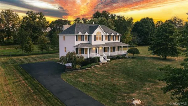 $650,000 | 10 Henry Court, Pine Bush, NY 12566