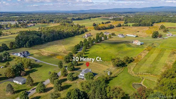 $650,000 | 10 Henry Court, Pine Bush, NY 12566