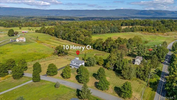 $650,000 | 10 Henry Court, Pine Bush, NY 12566