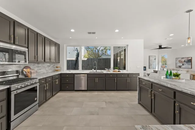 $2,900,000 | 3814 Wadford Street, Austin, TX 78704