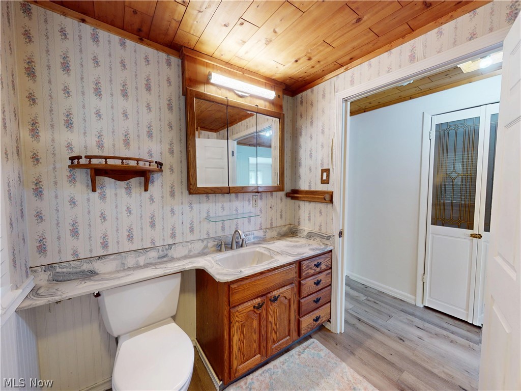 1049 Renfield Road Cleveland Heights, OH 44121 - Photo 15 of 25