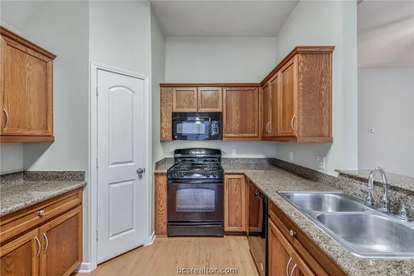 $269,900 | 1988 Mountain Wind Court, Bryan, TX 77807