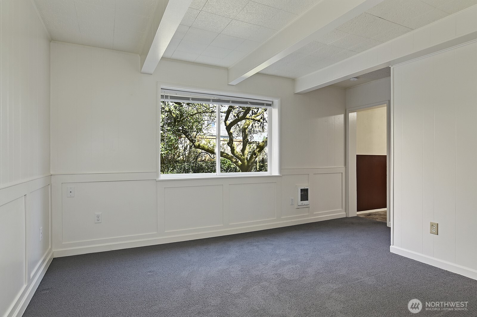 942 North 81st Street Seattle, WA 98103 - Photo 17 of 27