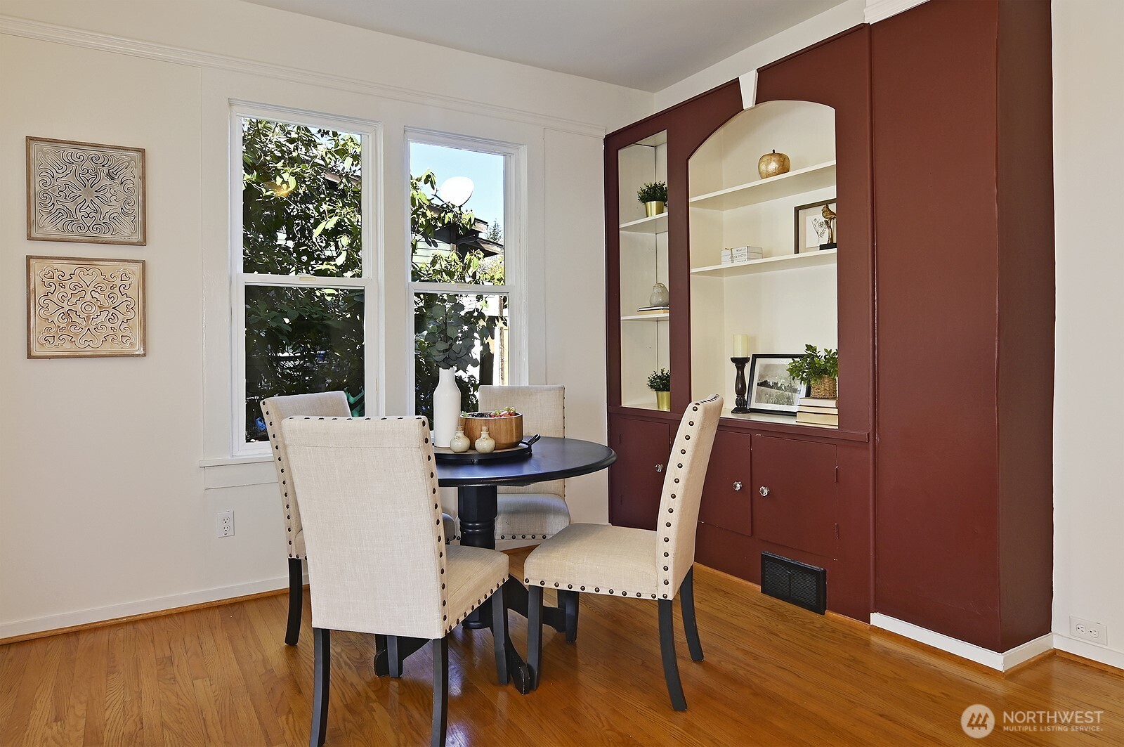 942 North 81st Street Seattle, WA 98103 - Photo 6 of 27