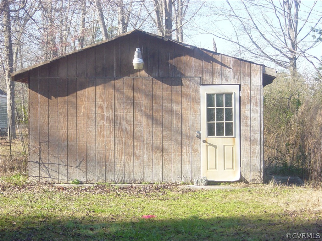 632 Powcan Road Bruington, VA 23023 - Photo 4 of 17 Gallery Image 4