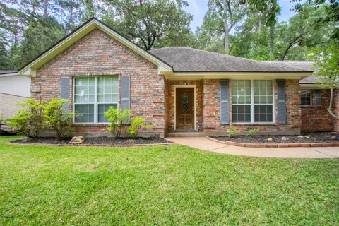 $262,000 | 2115 Greentree Drive, Huntsville, TX 77340