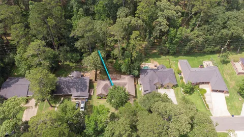 $262,000 | 2115 Greentree Drive, Huntsville, TX 77340