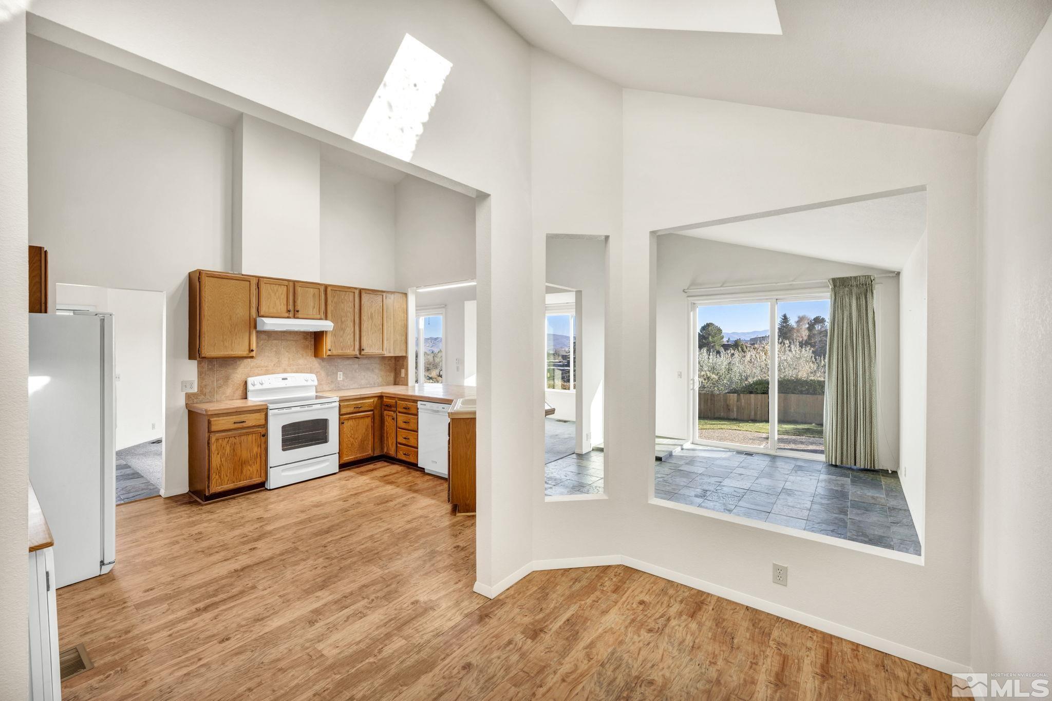 3372 Skyline View Drive Reno, NV 89509 - Photo 11 of 33 Photo 11