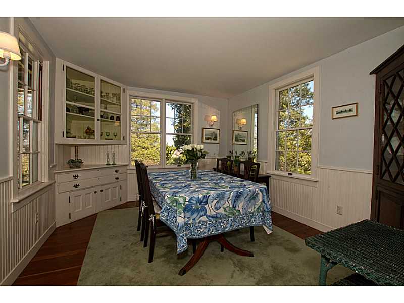 50 Whittier Road Jamestown, RI 02835 - Photo 11 of 21 Dining Room.