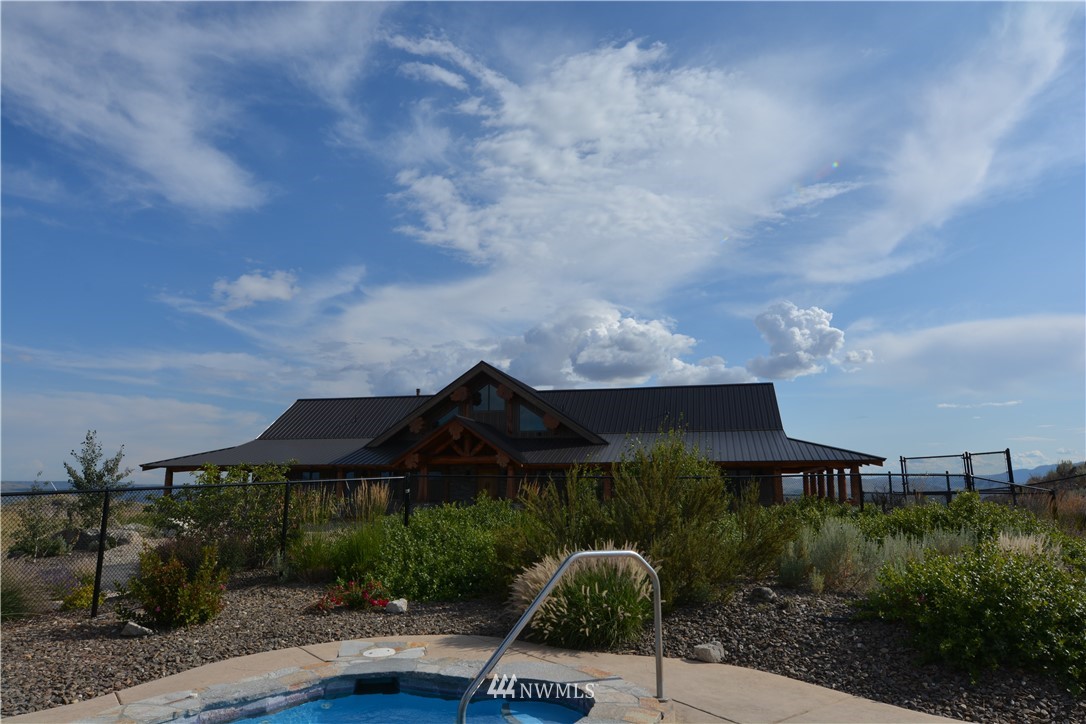 8 Silver Spur Brewster, WA 98812 - Photo 18 of 20