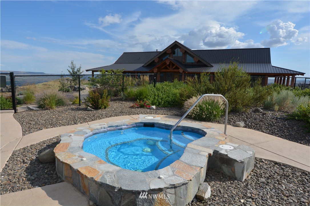 8 Silver Spur Brewster, WA 98812 - Photo 19 of 20