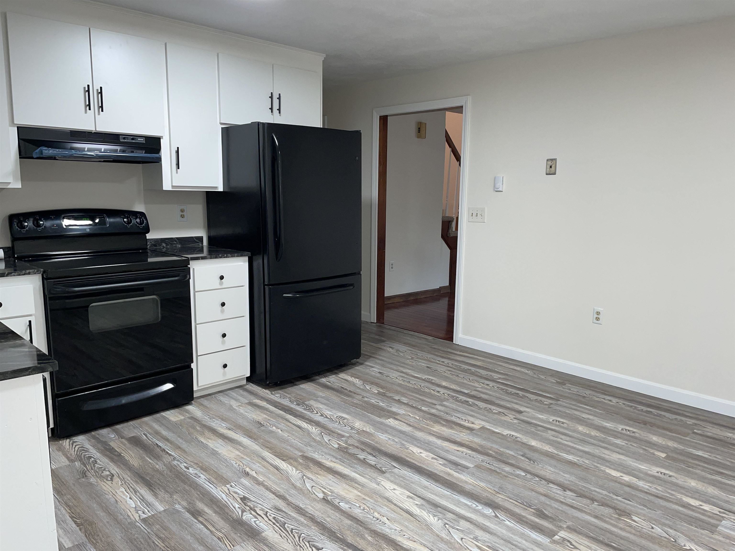 30 Emerald Drive, Unit L Derry, NH 03038 - Photo 5 of 12