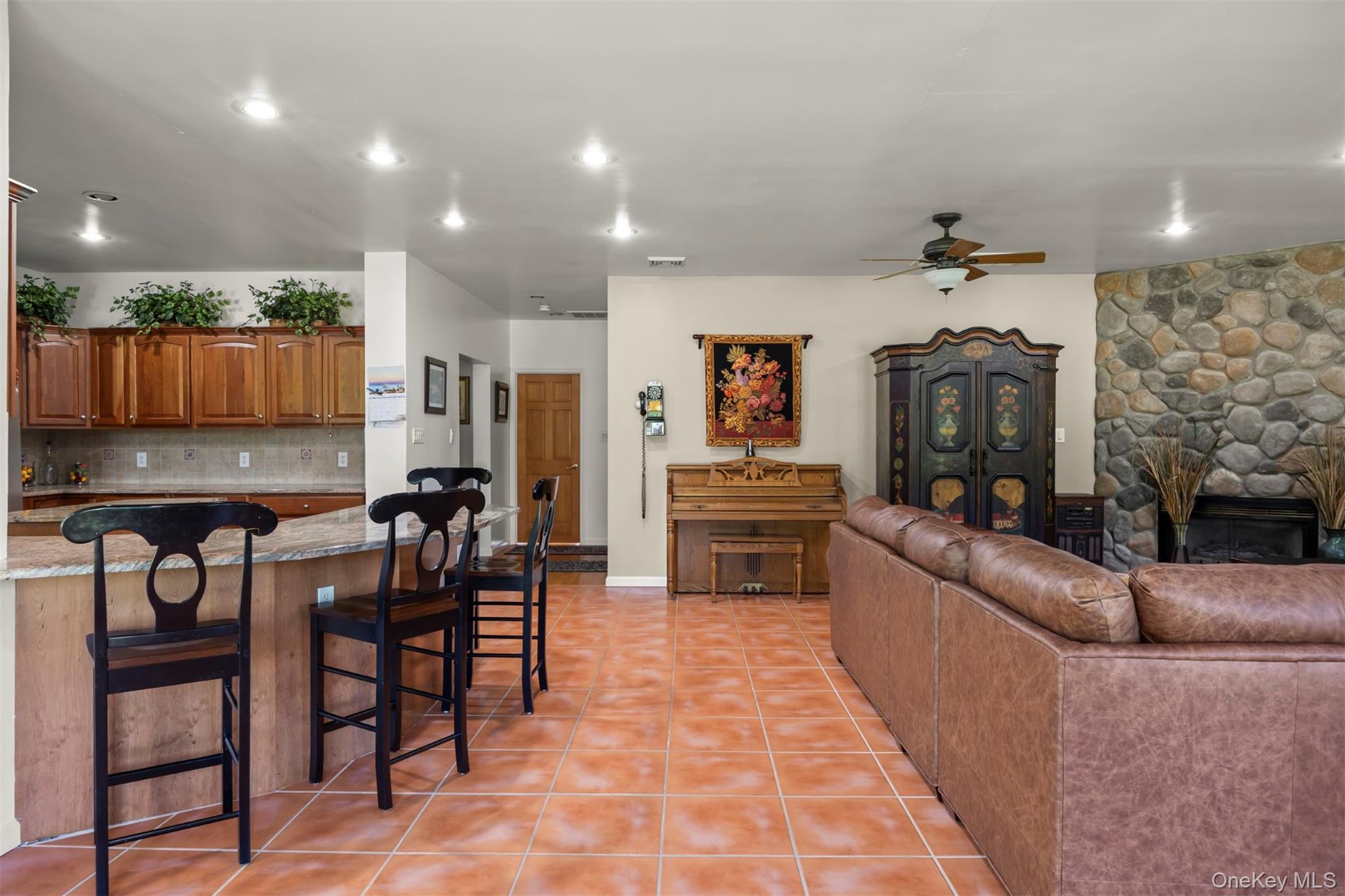 41 Flint Road Millbrook, NY 12545 - Photo 6 of 16