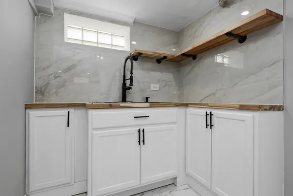 $355,000 | 505 47th Avenue, Bellwood, IL 60104