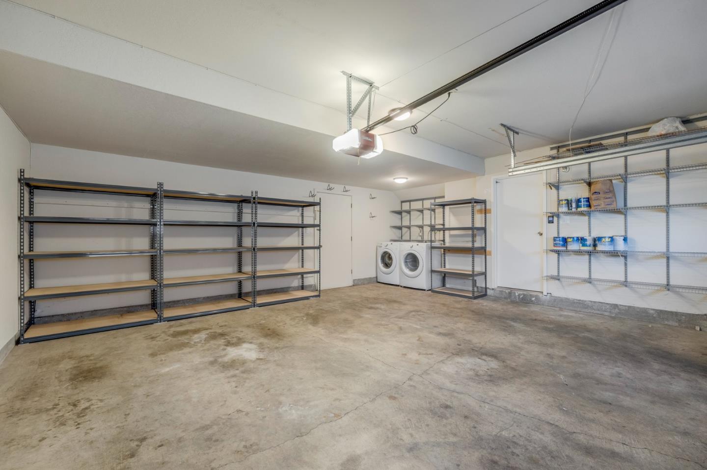 33 Park Road, Unit 9 Burlingame, CA 94010 - Photo 27 of 34 Gallery Image 27