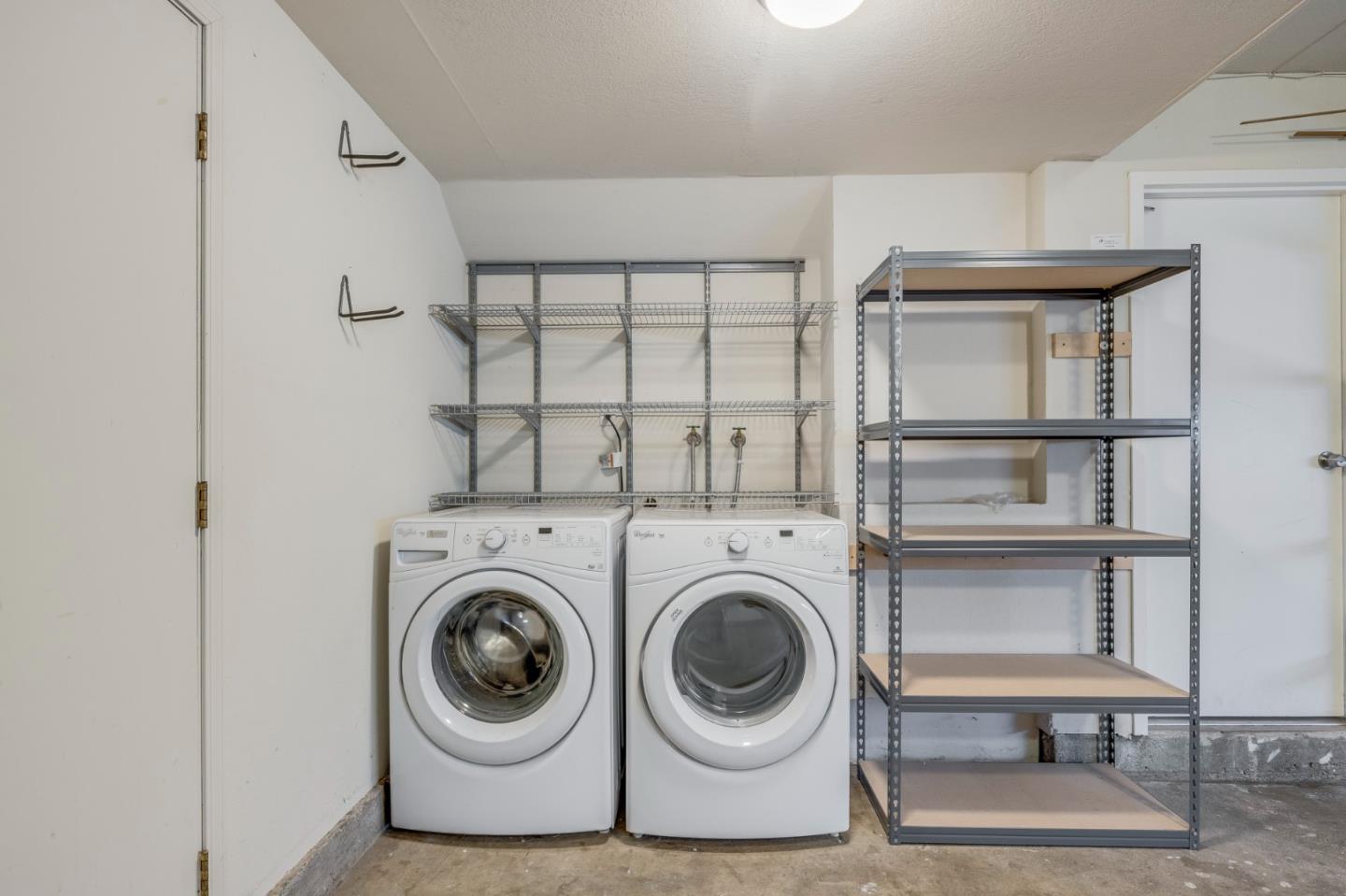 33 Park Road, Unit 9 Burlingame, CA 94010 - Photo 28 of 34 Gallery Image 28