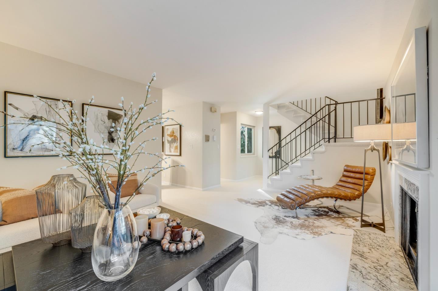 33 Park Road, Unit 9 Burlingame, CA 94010 - Photo 7 of 34 Gallery Image 7
