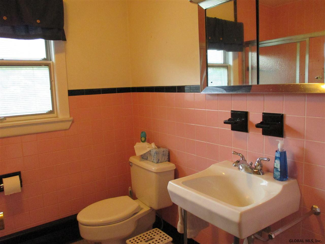 335 Milky Way Road Troy, NY 12182 - Photo 8 of 21 Photo 8