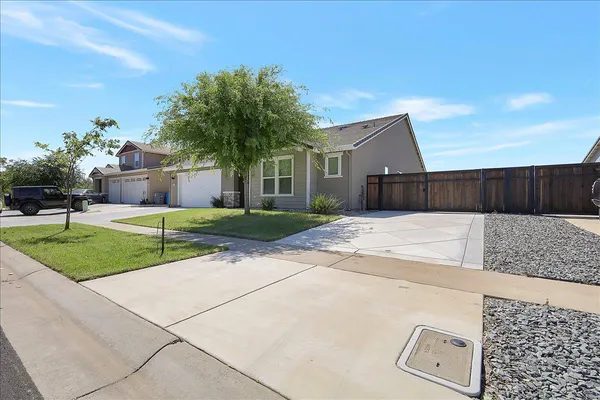 $595,000 | 668 Atherton Way, Plumas Lake, CA 95961