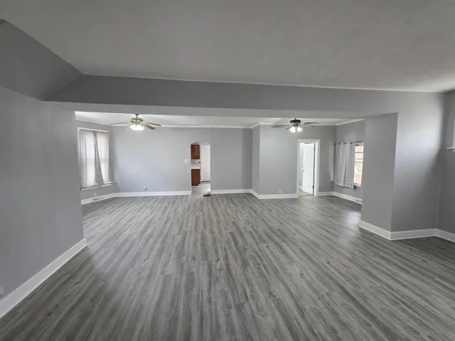 $154,900 | 111 East Empire Street, Freeport, IL 61032